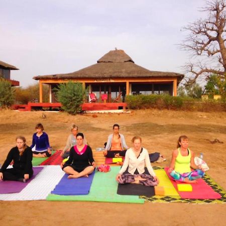 Le Lodge Dalaal Diam โซโมน ภายนอก รูปภาพ
