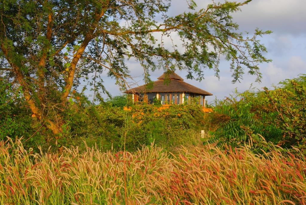 Le Lodge Dalaal Diam โซโมน ภายนอก รูปภาพ
