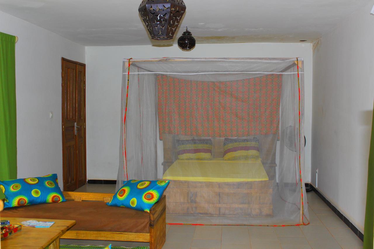 Le Lodge Dalaal Diam โซโมน ภายนอก รูปภาพ