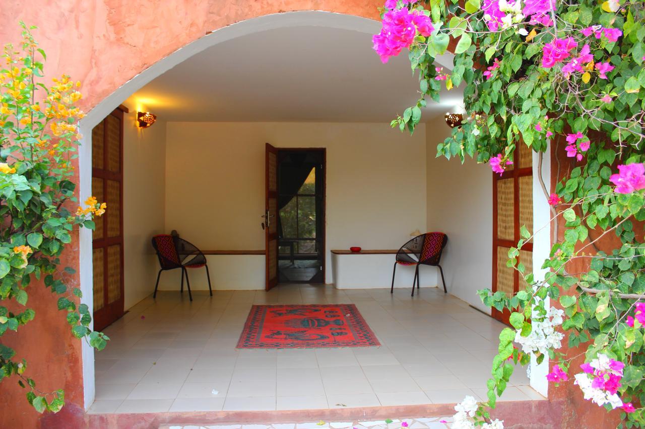 Le Lodge Dalaal Diam โซโมน ภายนอก รูปภาพ