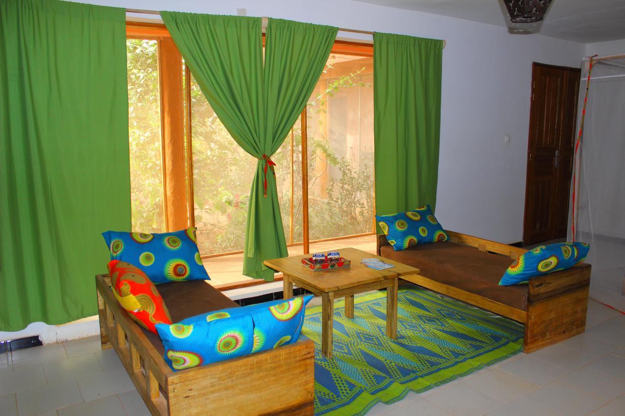 Le Lodge Dalaal Diam โซโมน ภายนอก รูปภาพ